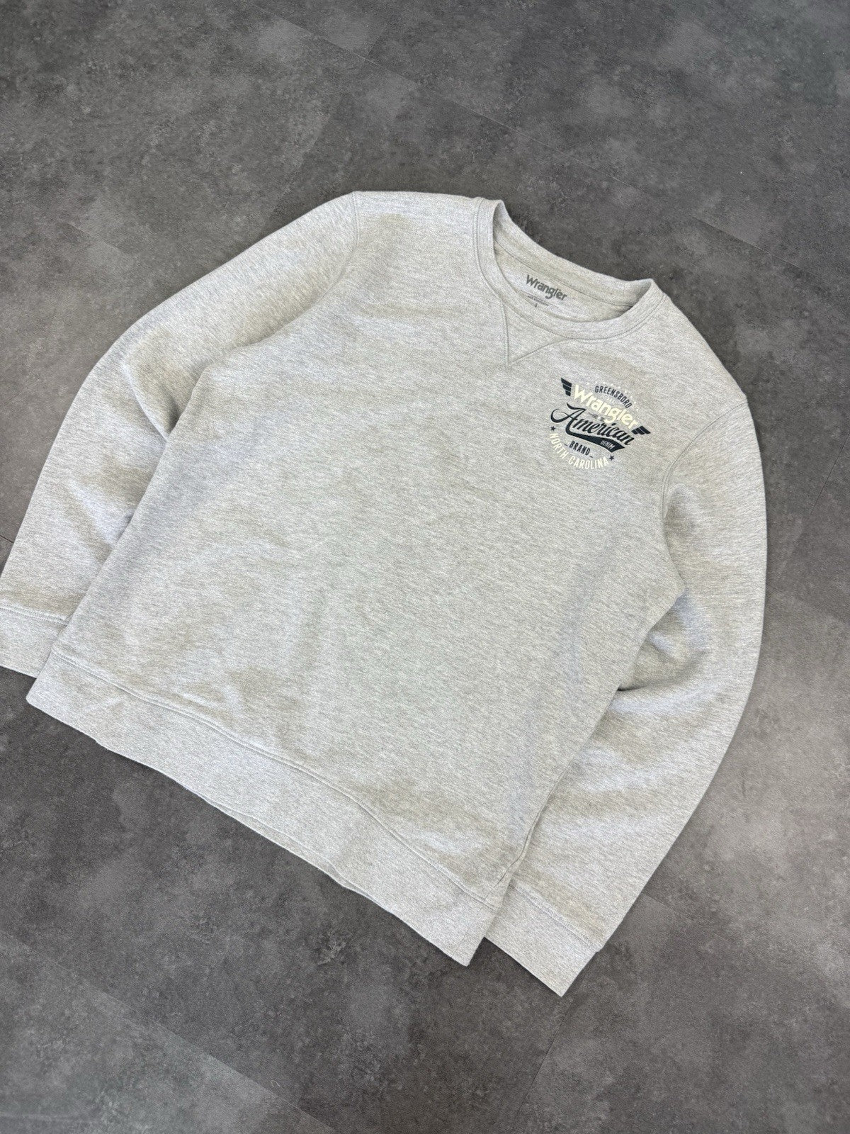 Wrangler Jeans Grey Sweatshirt Spellout Logo Mens Size Medium