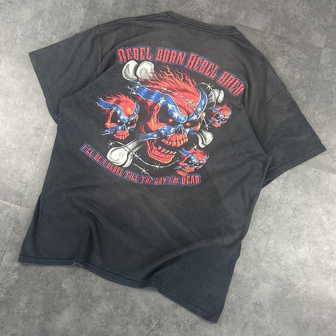 Rebel Born Rebel Bred 2000s Skate Print graphic logo Skull T shirt