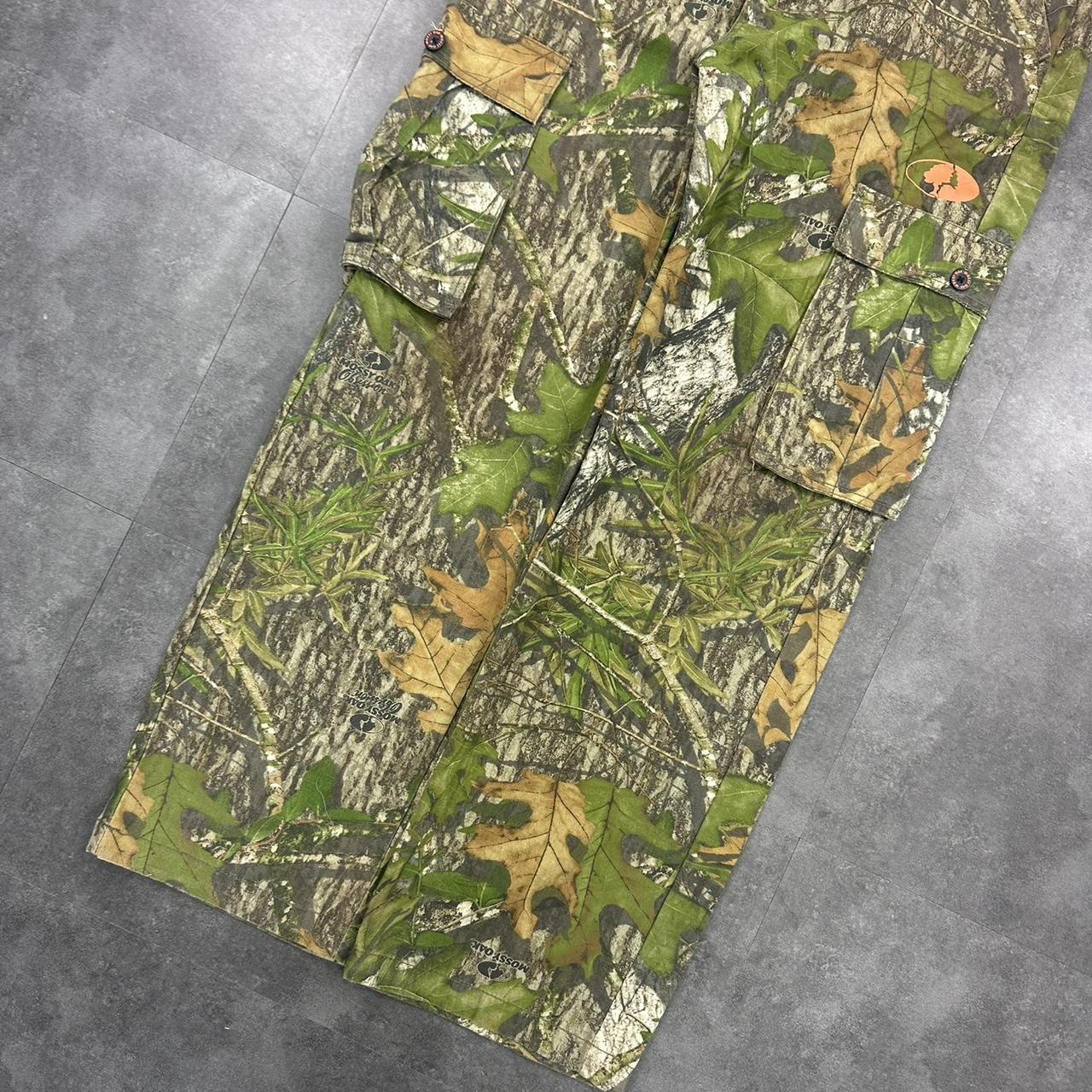 Realtree camo Mossy oak 2000s dungaree workwear cargo trousers