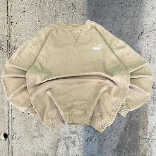 Puma 2000s vintage sportwear big Logo classic embroidered sweatshirt