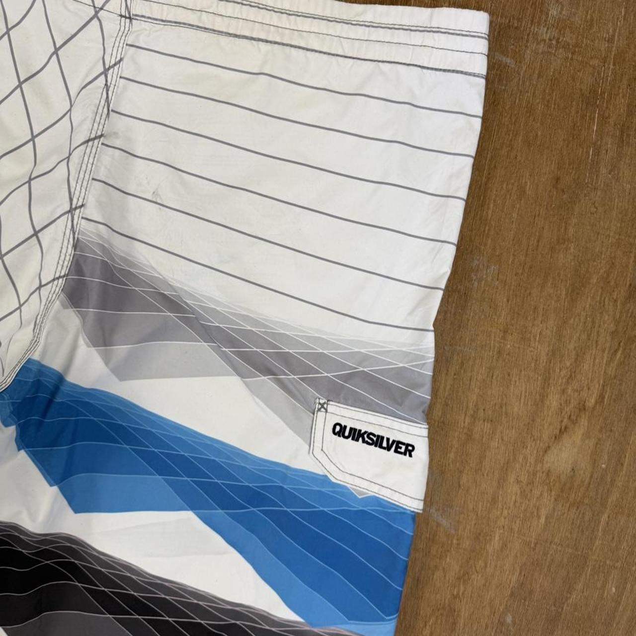 Quiksilver surfwear Y2K swim shorts