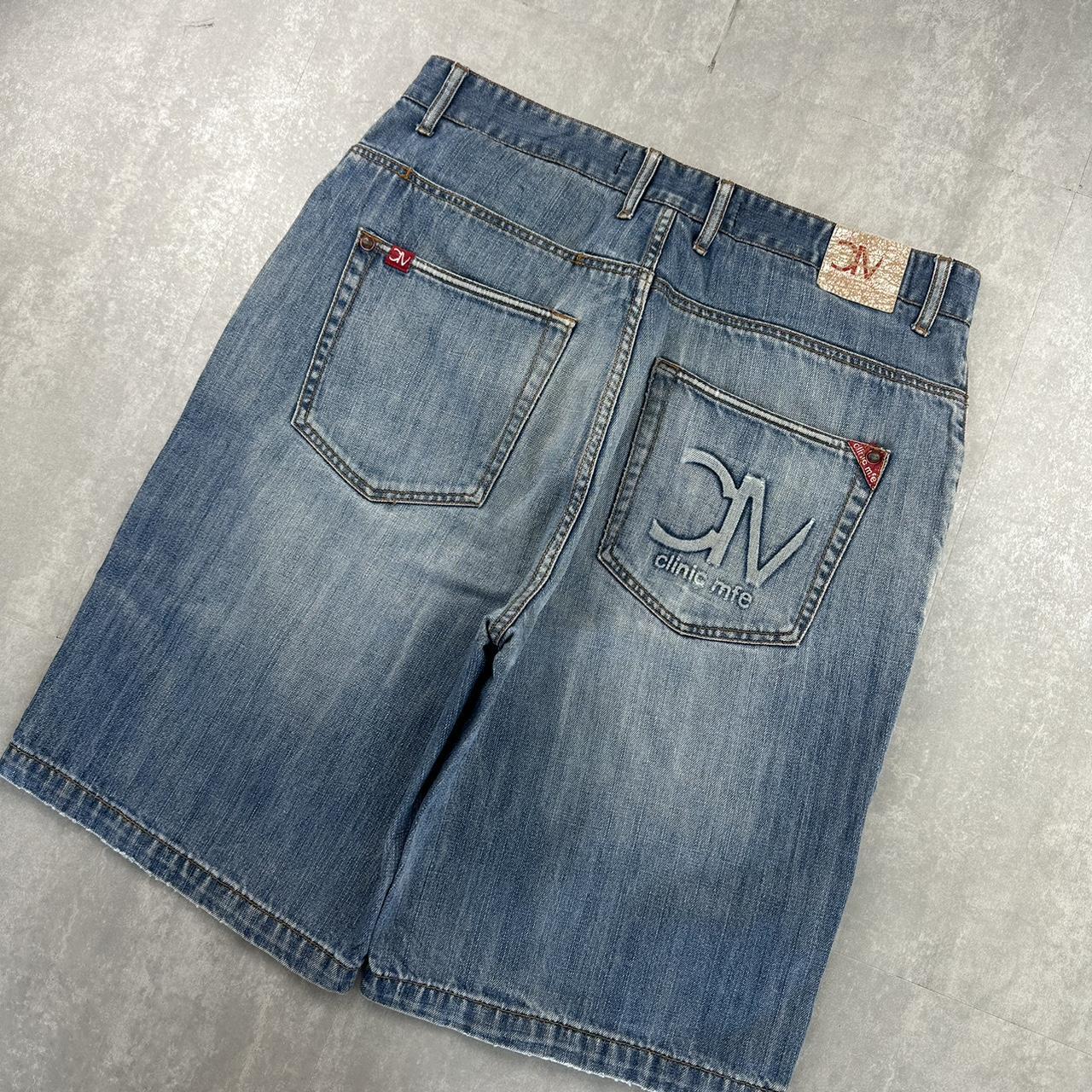 Big embroidered 2000s spellout carpenter style jorts