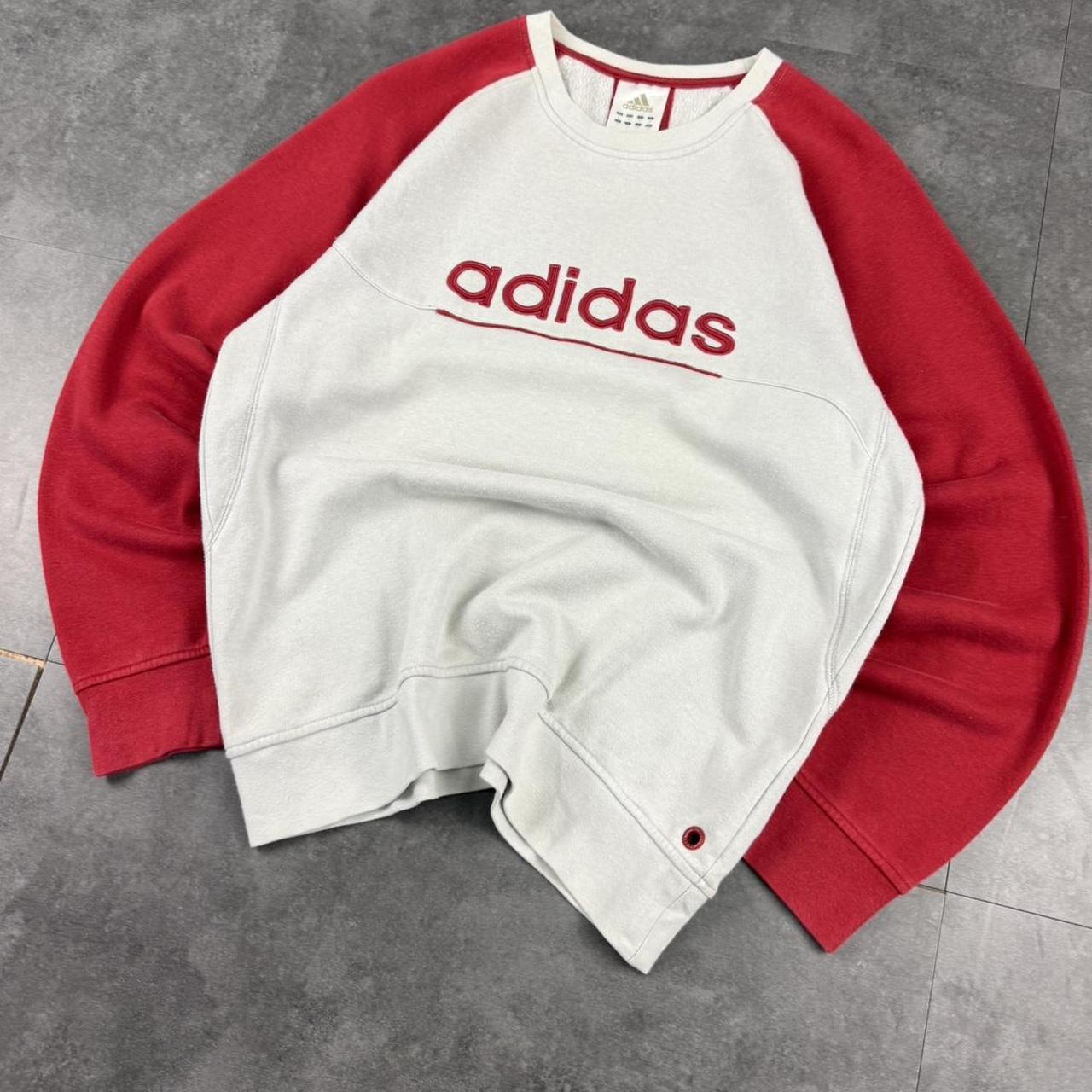 Vintage Adidas 90s embroidered pullover sportswear sweatshirt