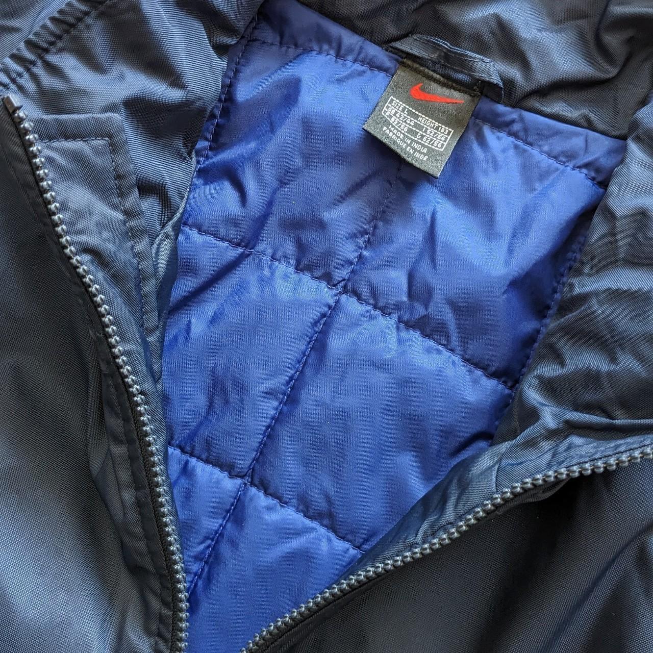 Mad Nike 00s vintage padded jacket in navy