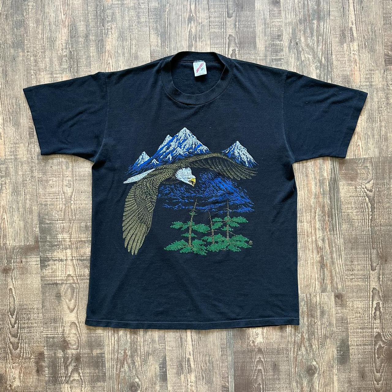 Vintage 90s single stitch American eagle mountain print graphic T-shirt