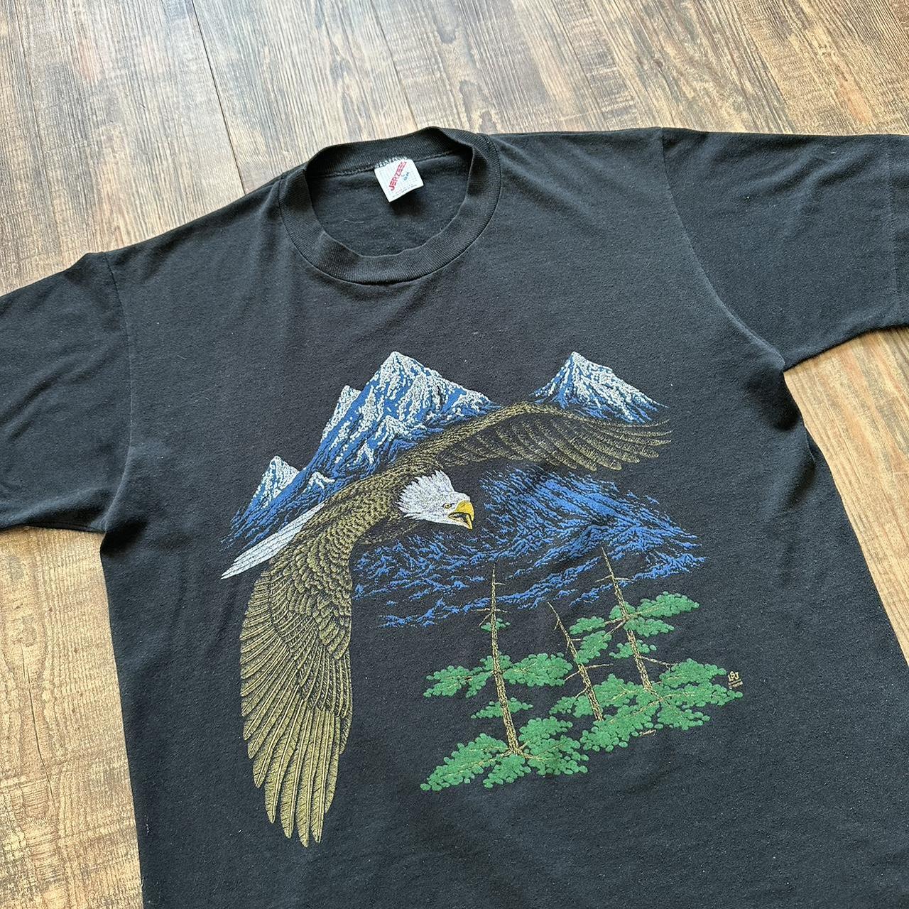 Vintage 90s single stitch American eagle mountain print graphic T-shirt