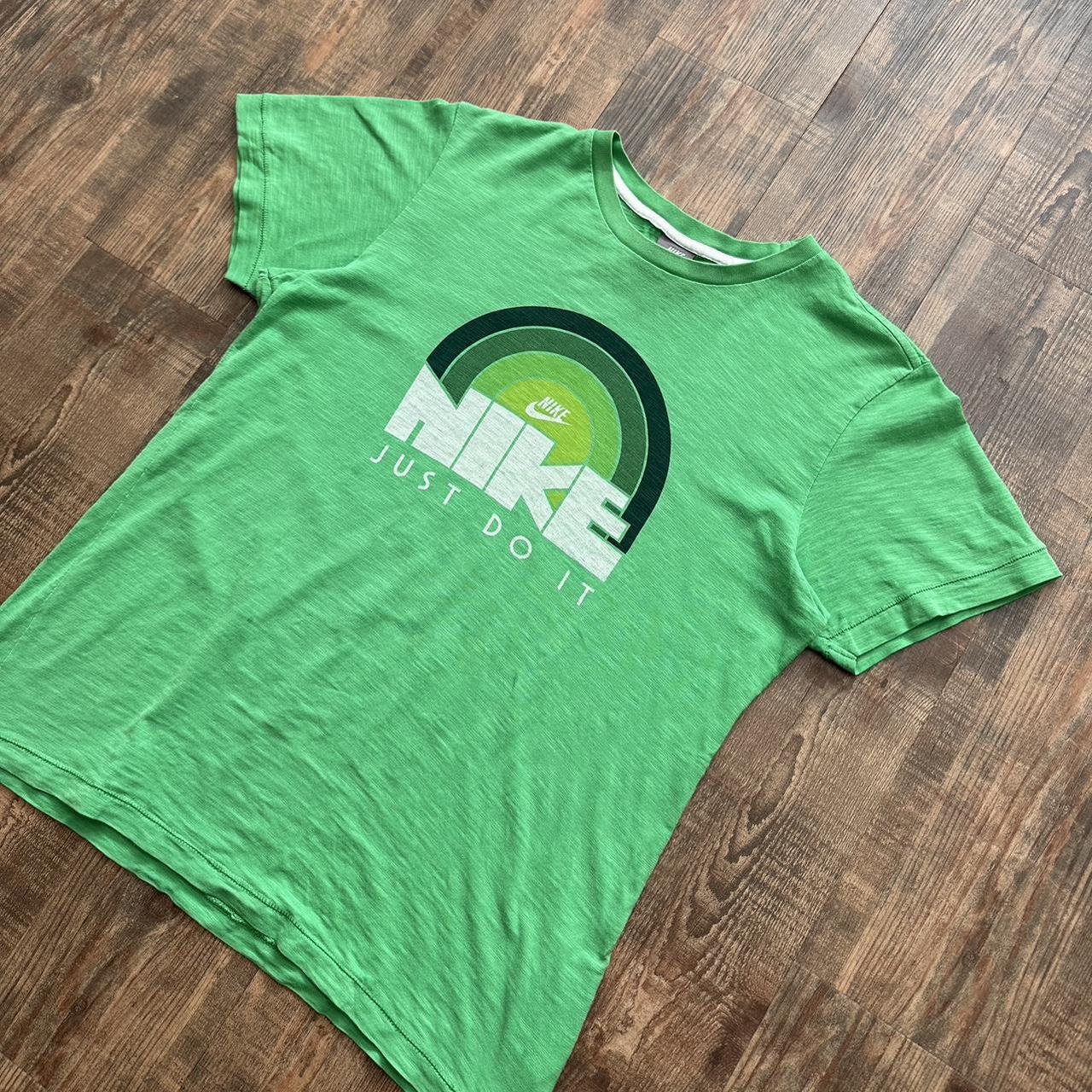 Vintage Nike 2000s spell out T shirt