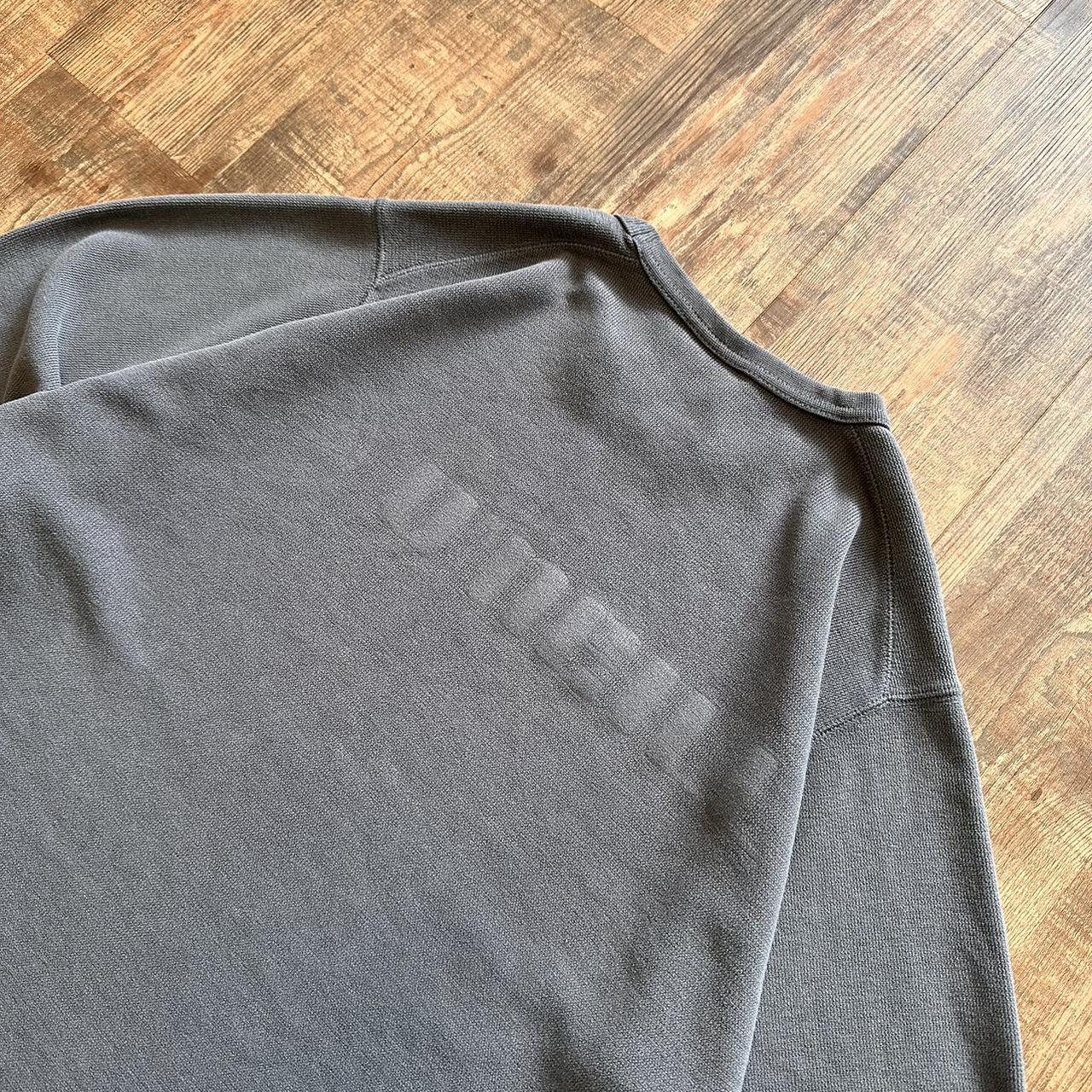 O'Neill 2000s lightweight sweatshirt/long sleeve