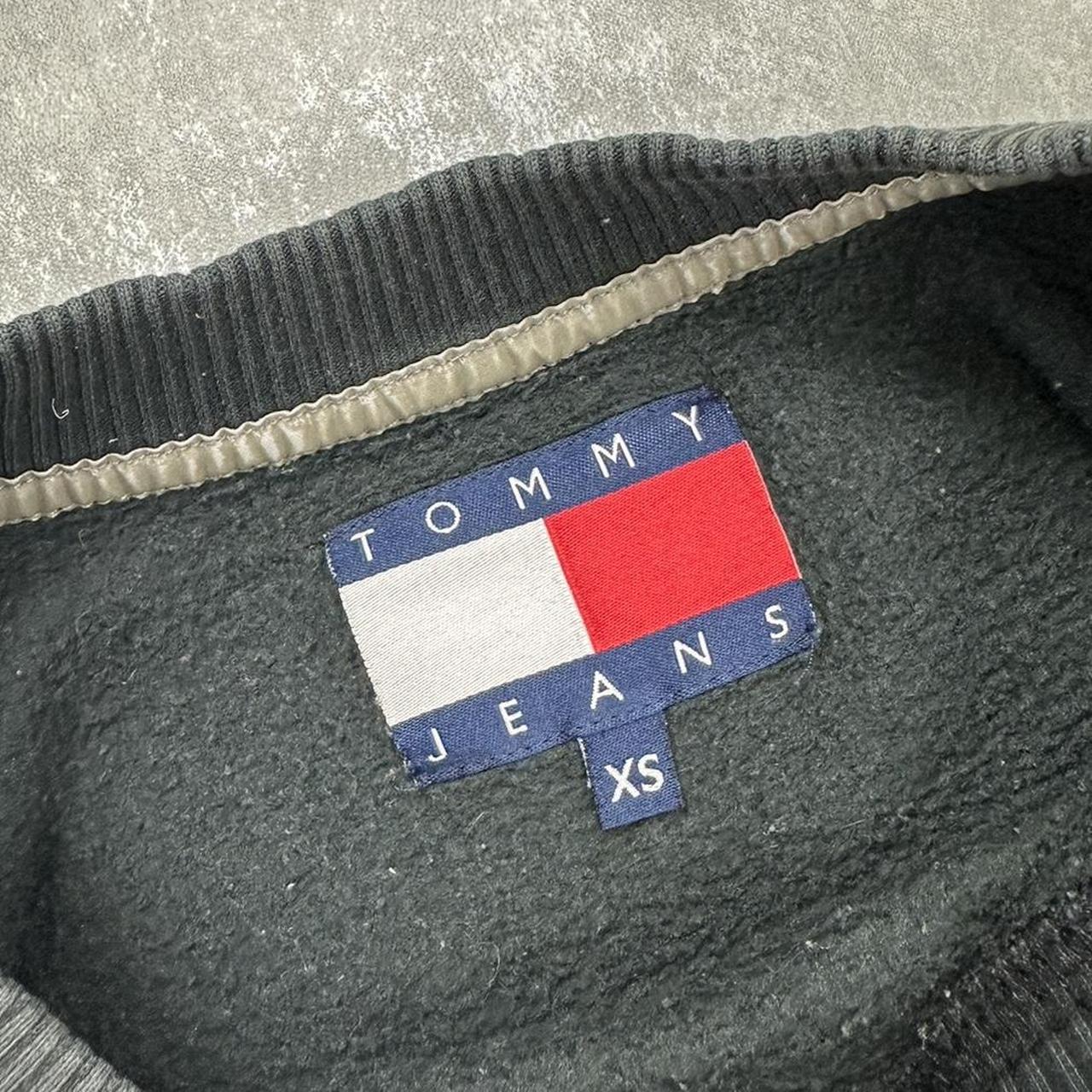 Tommy Hilfiger 2000s spell out sweatshirt