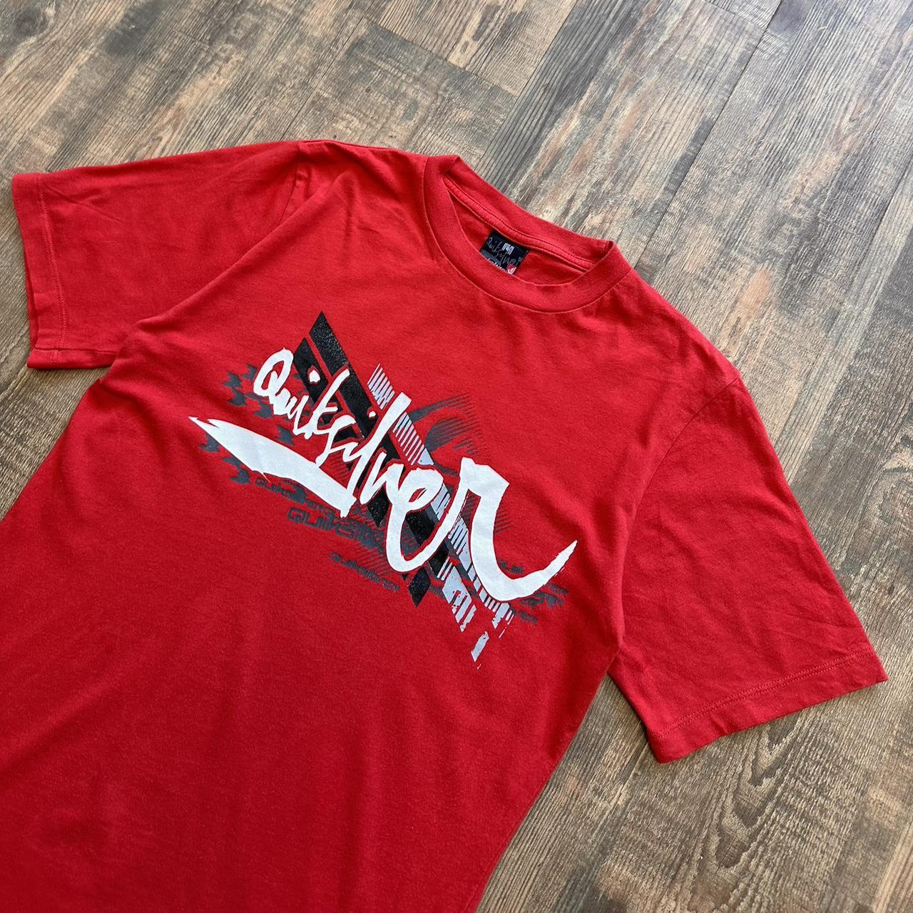 Quiksilver 2000s graffiti logo spell out T shirt