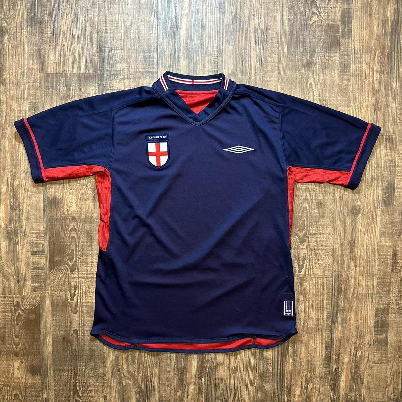 Umbro England Football 2004) reversible T shirt