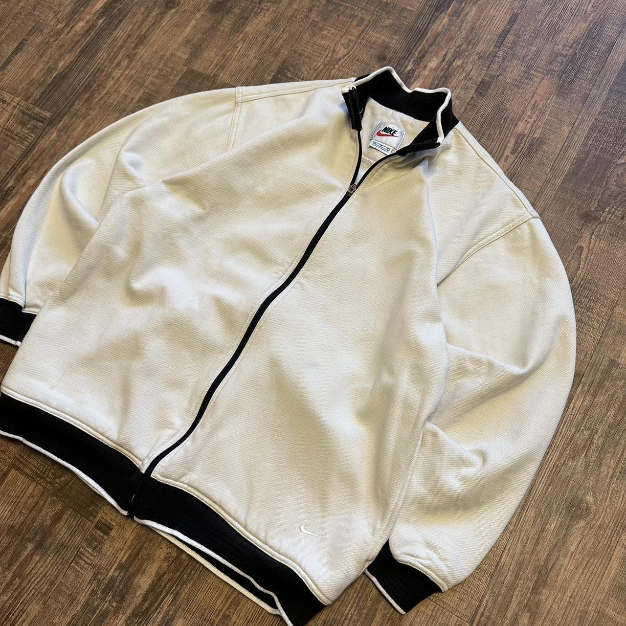 Nike 00s insane bomber style jacket