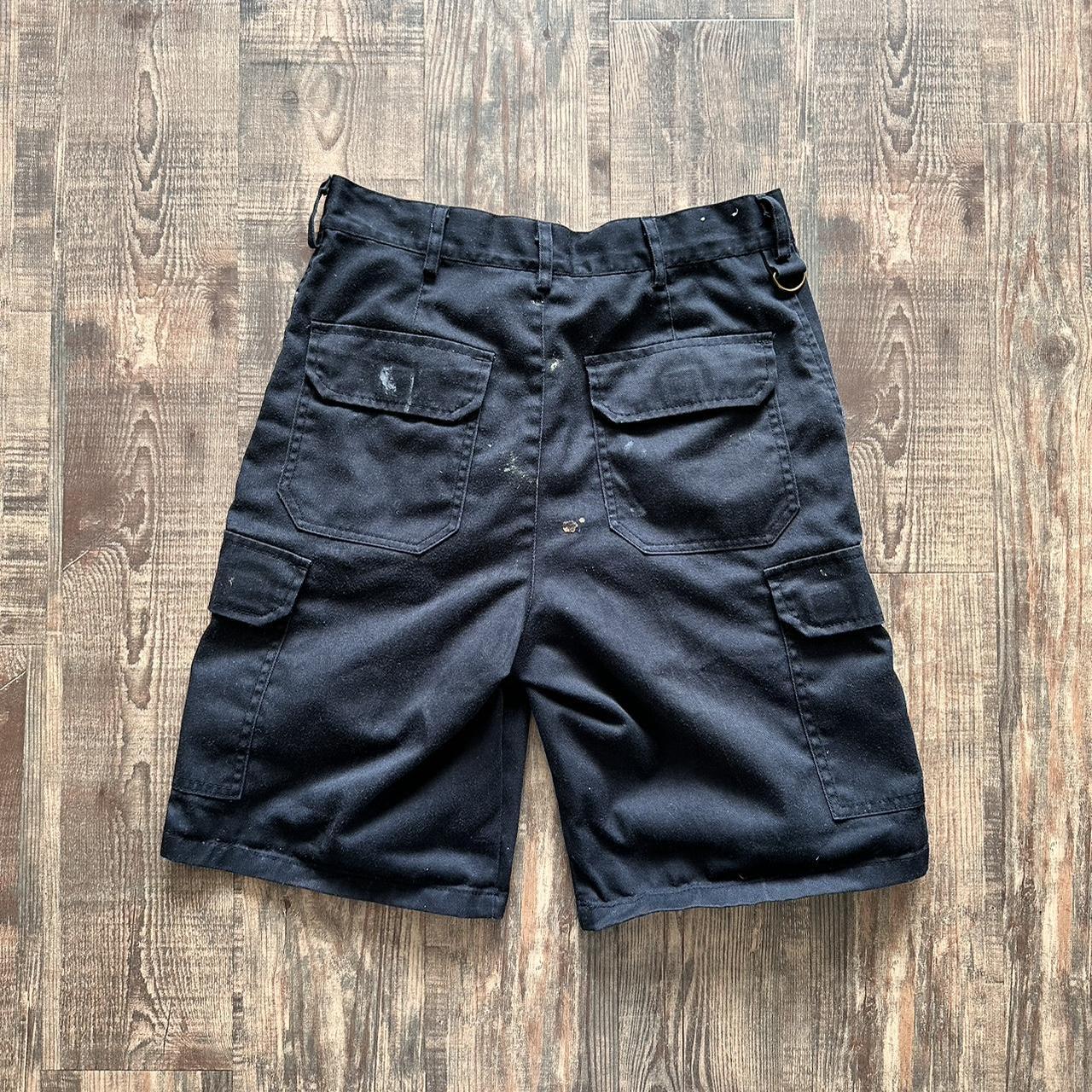 Dickies distressed paint splattered vintage y2k cargo utility workwear shorts in dark grey/black