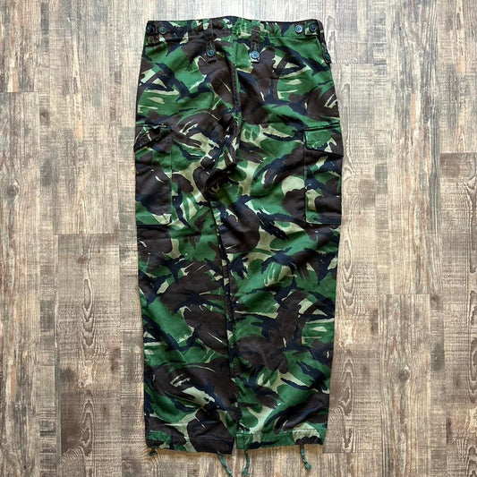 2000s military surplus camo trousers