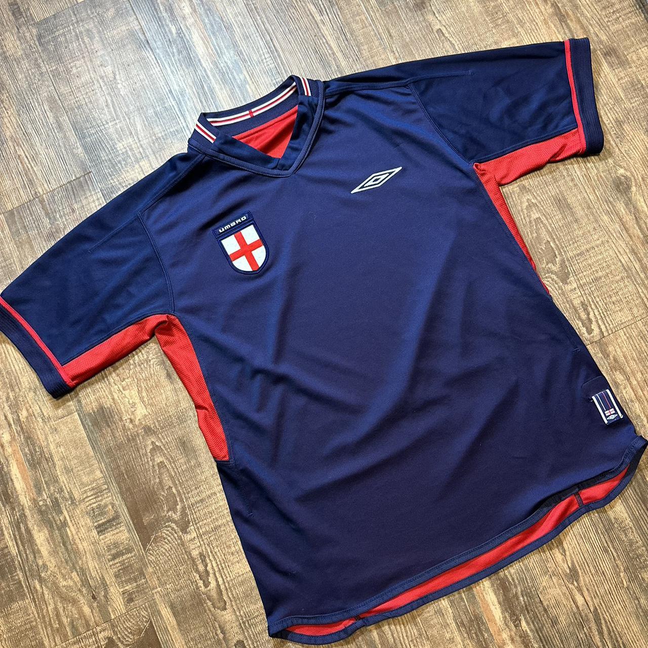 Umbro England Football 2004) reversible T shirt