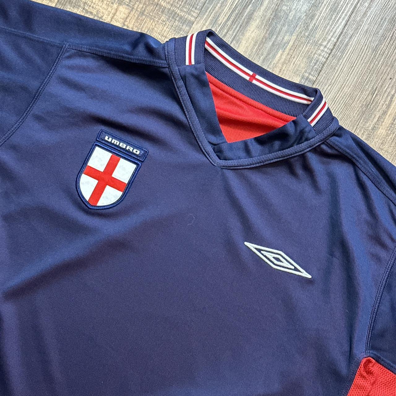 Umbro England Football 2004) reversible T shirt