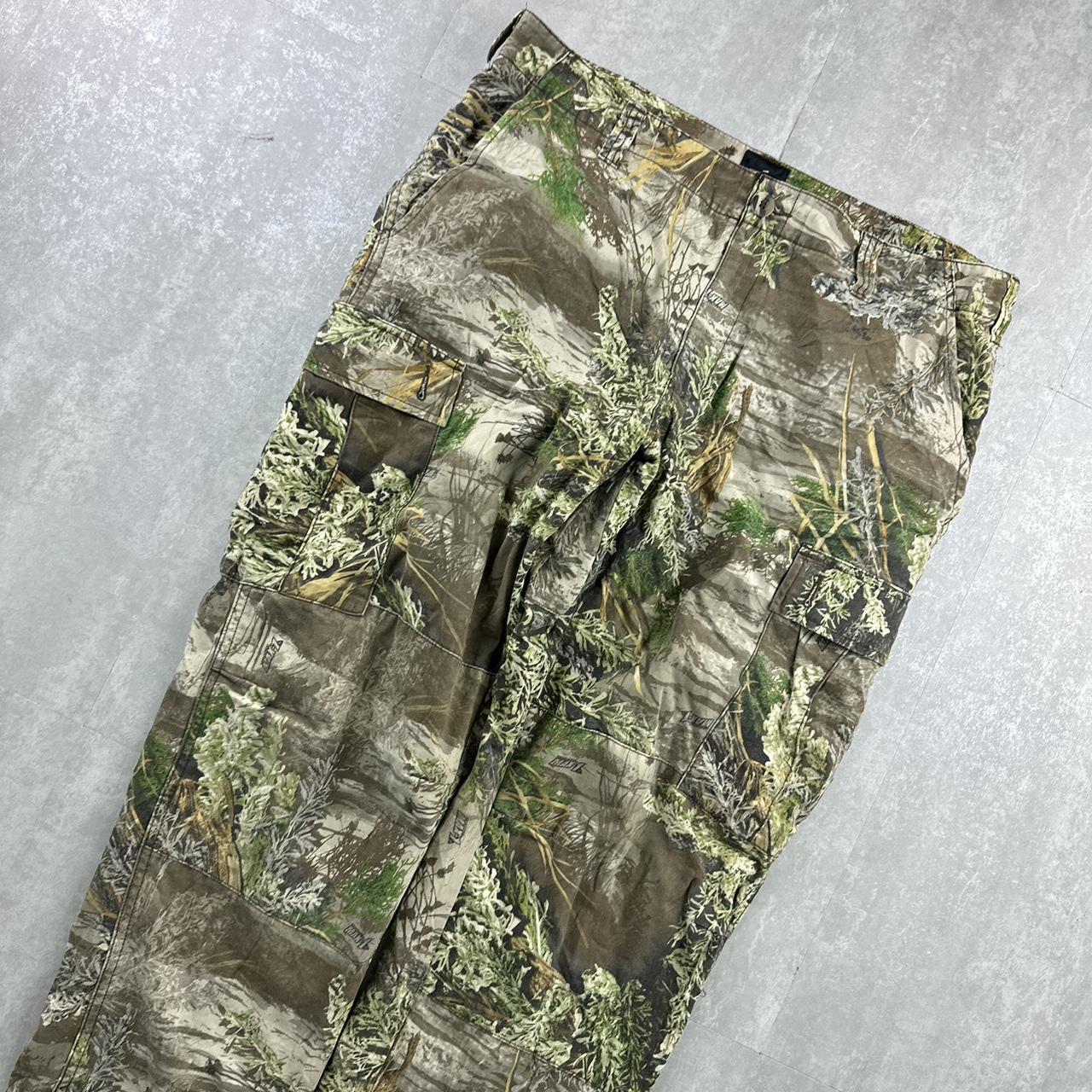 Realtree 2000s camo cargo pants