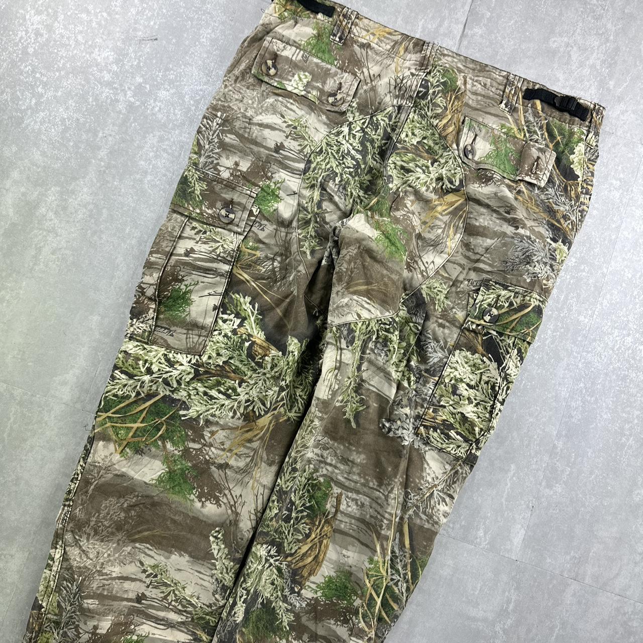 Realtree 2000s camo cargo pants