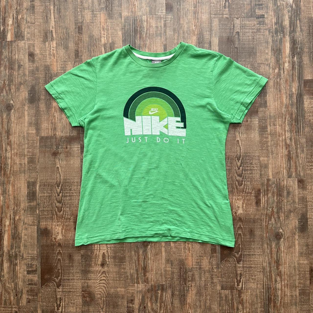 Vintage Nike 2000s spell out T shirt