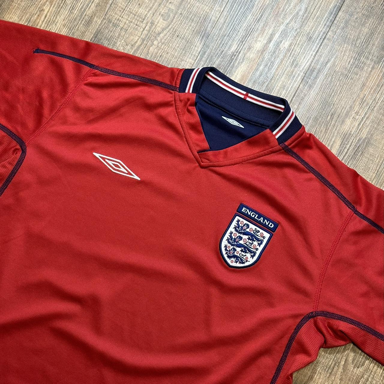 Umbro England Football 2004) reversible T shirt