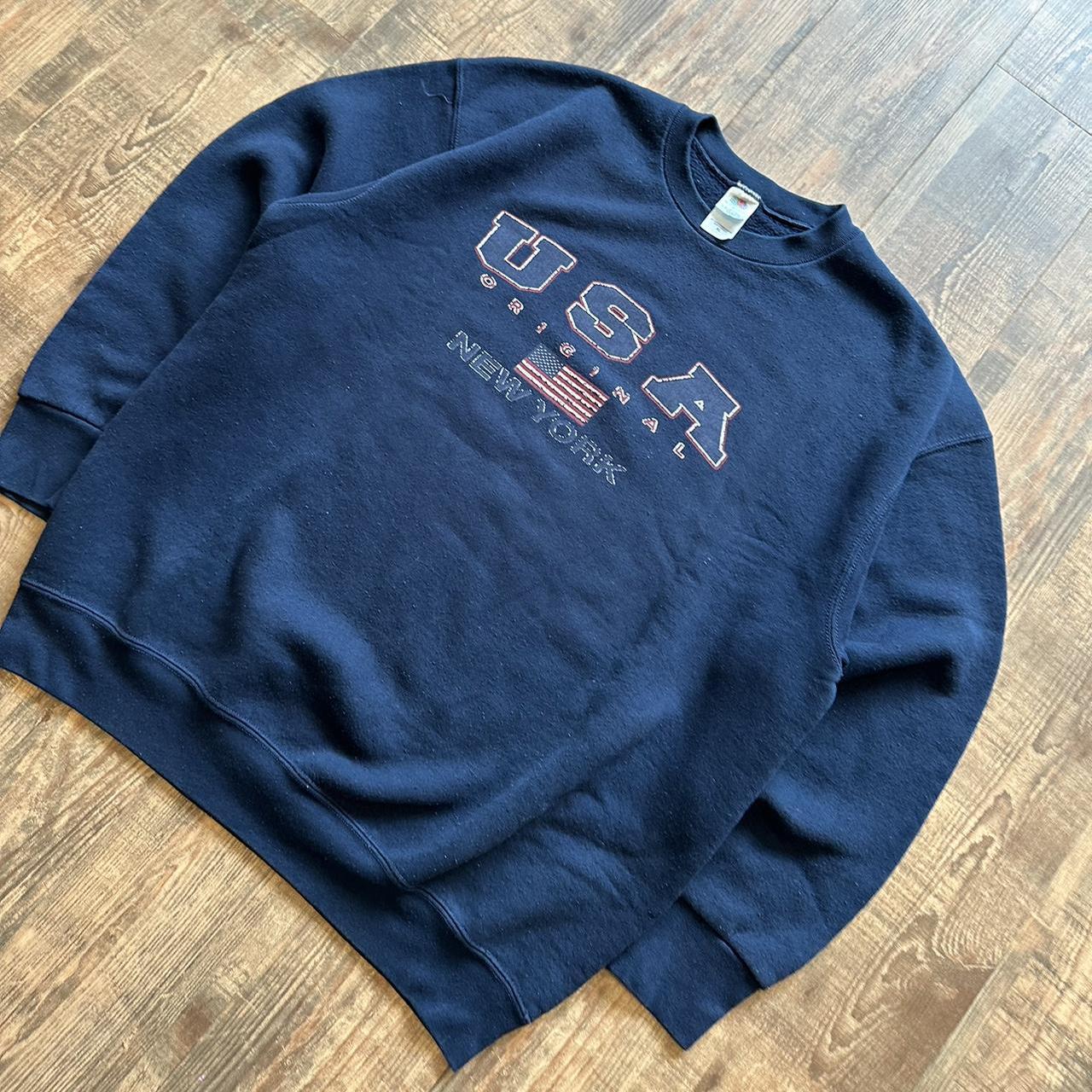 Vintage 90s USA New York sweatshirt on a fruit of the loom blank