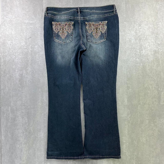 2000s baggy spellout skate jeans