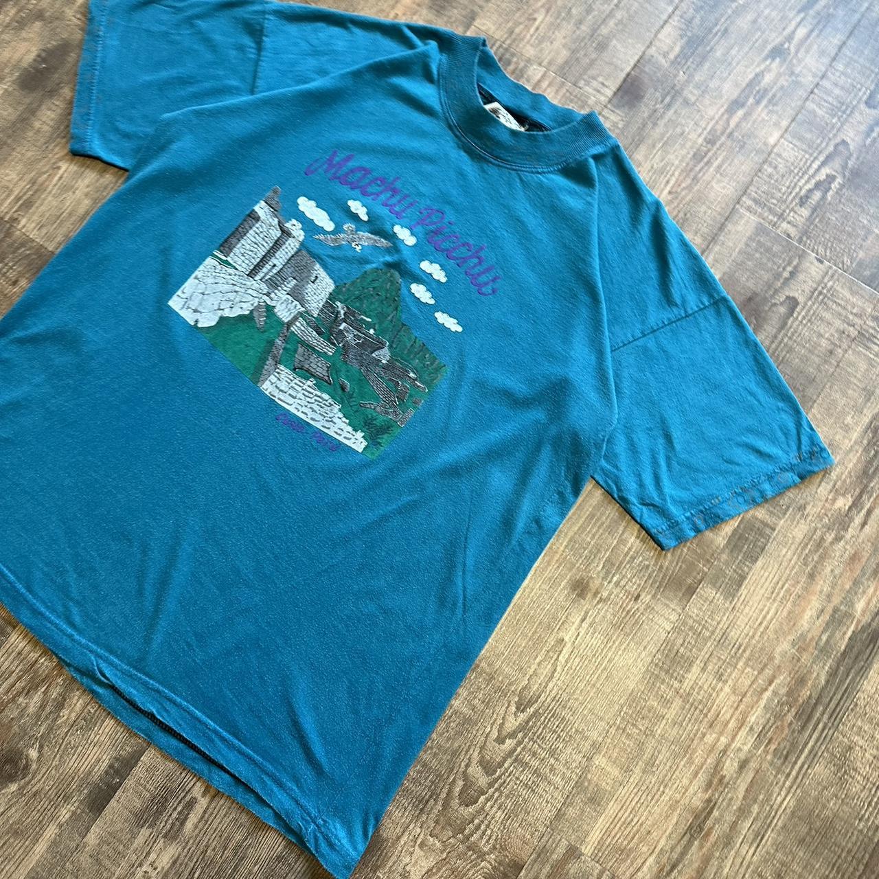 Vintage 90s machu picchu spell out tourist T shirt