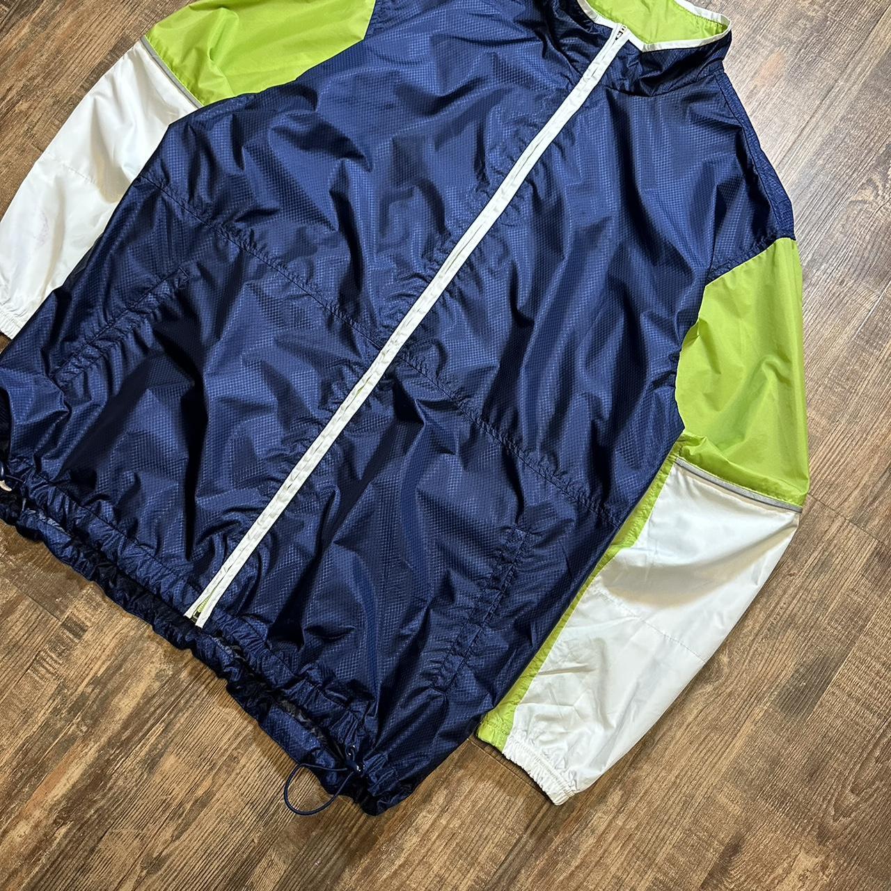 Nike 2000s windbreaker jacket