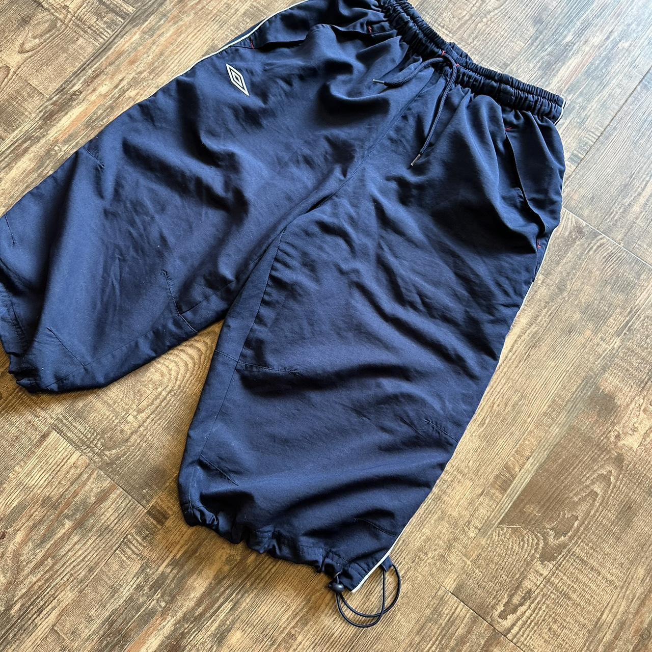 Umbro 2000s 3/4 adjustable drill shorts