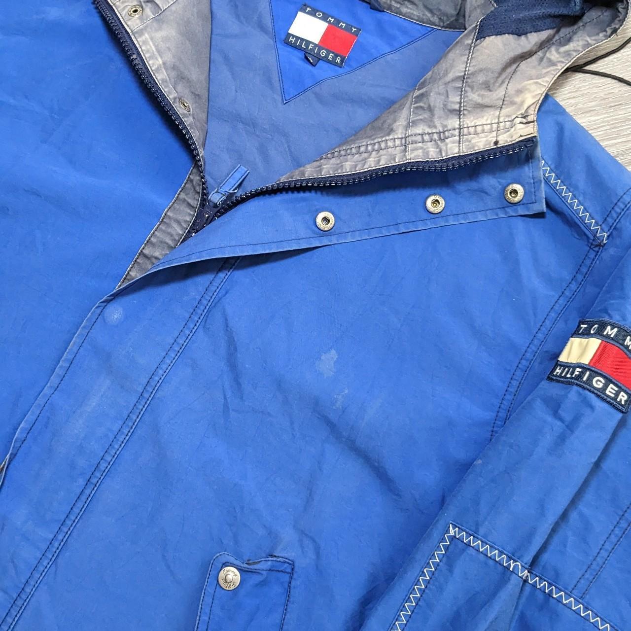 Vintage Tommy Hilfiger Lightweight 90s/Y2K rain coat in classic Tommy blue with logo on arm and sick