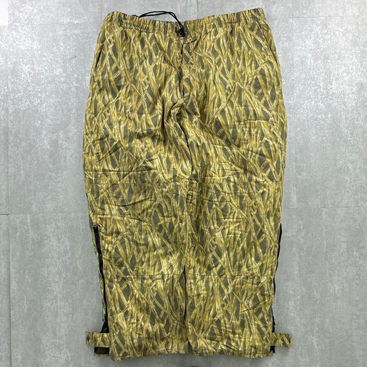 Realtree 2000s camo cargo pants