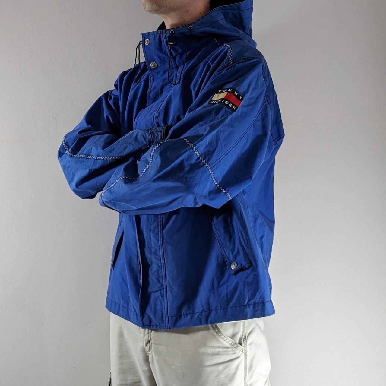 Vintage Tommy Hilfiger Lightweight 90s/Y2K rain coat in classic Tommy blue with logo on arm and sick