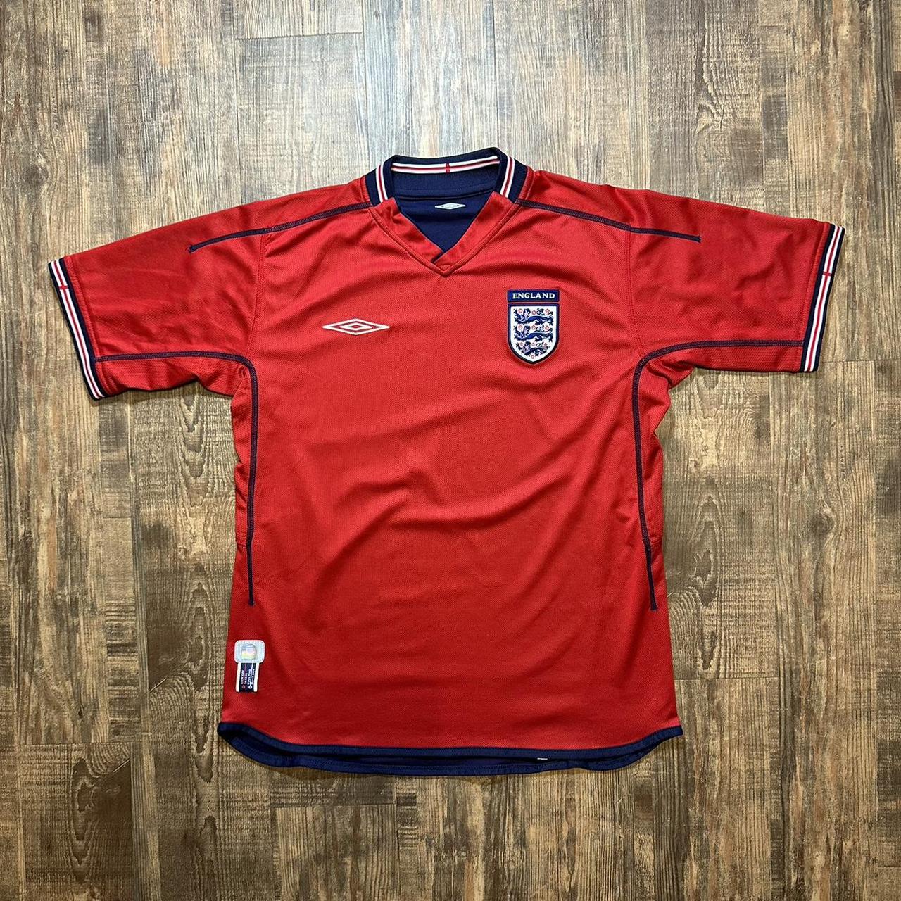 Umbro England Football 2004) reversible T shirt