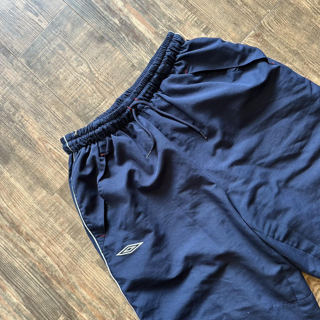 Umbro 2000s 3/4 adjustable drill shorts