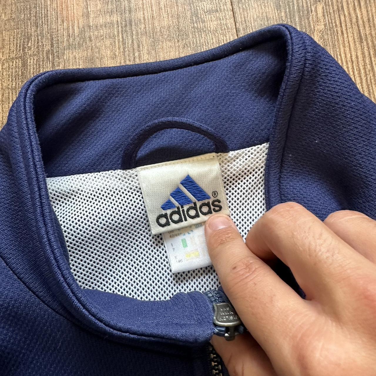 Adidas 2000s windbreaker jacket